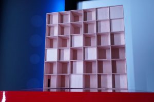 Hollywood-Acoustics Diffusor klein natur aus Sperrholz für die rückwärtige Heimkinoakustik