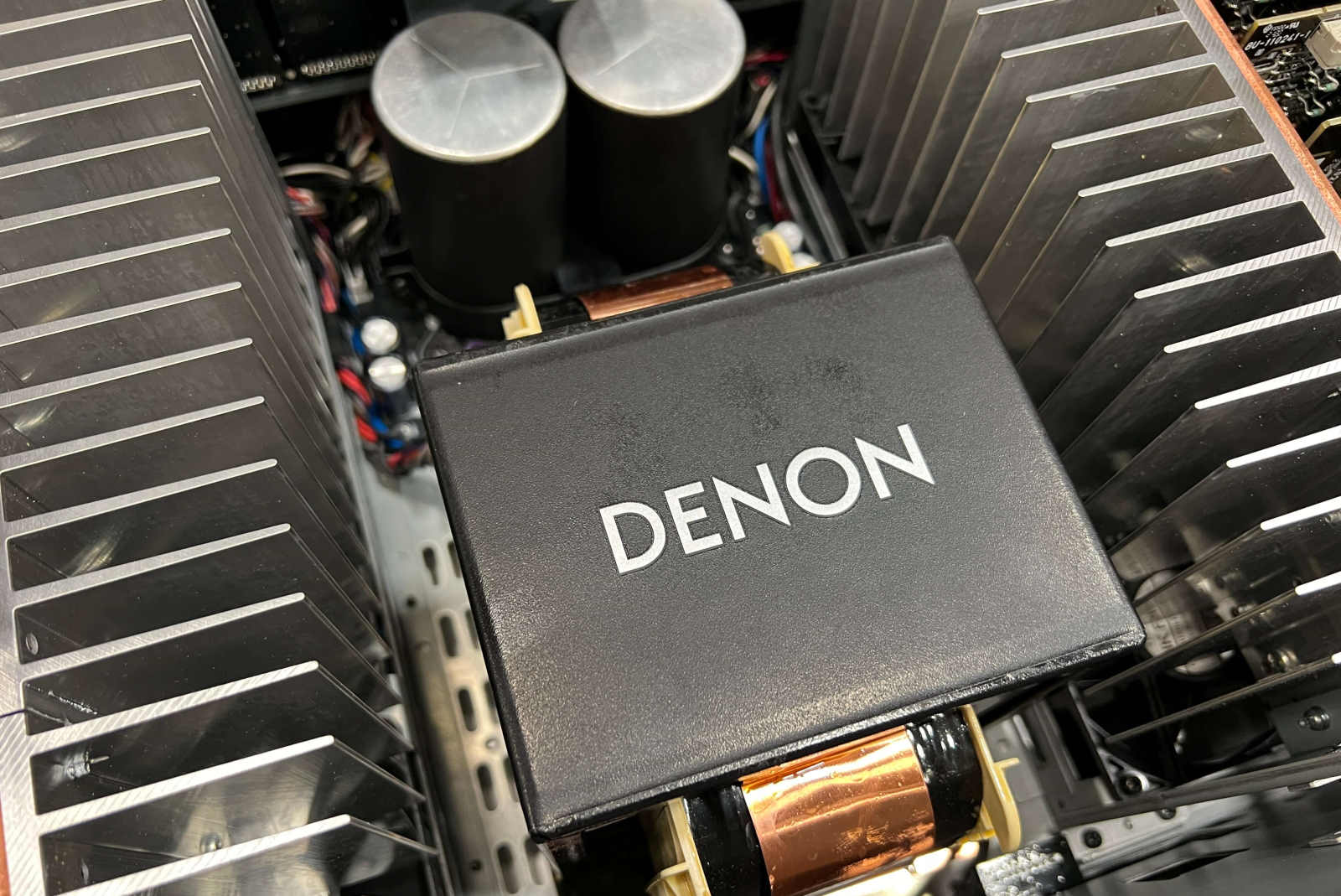 Denon AVC-A1H Verstärker