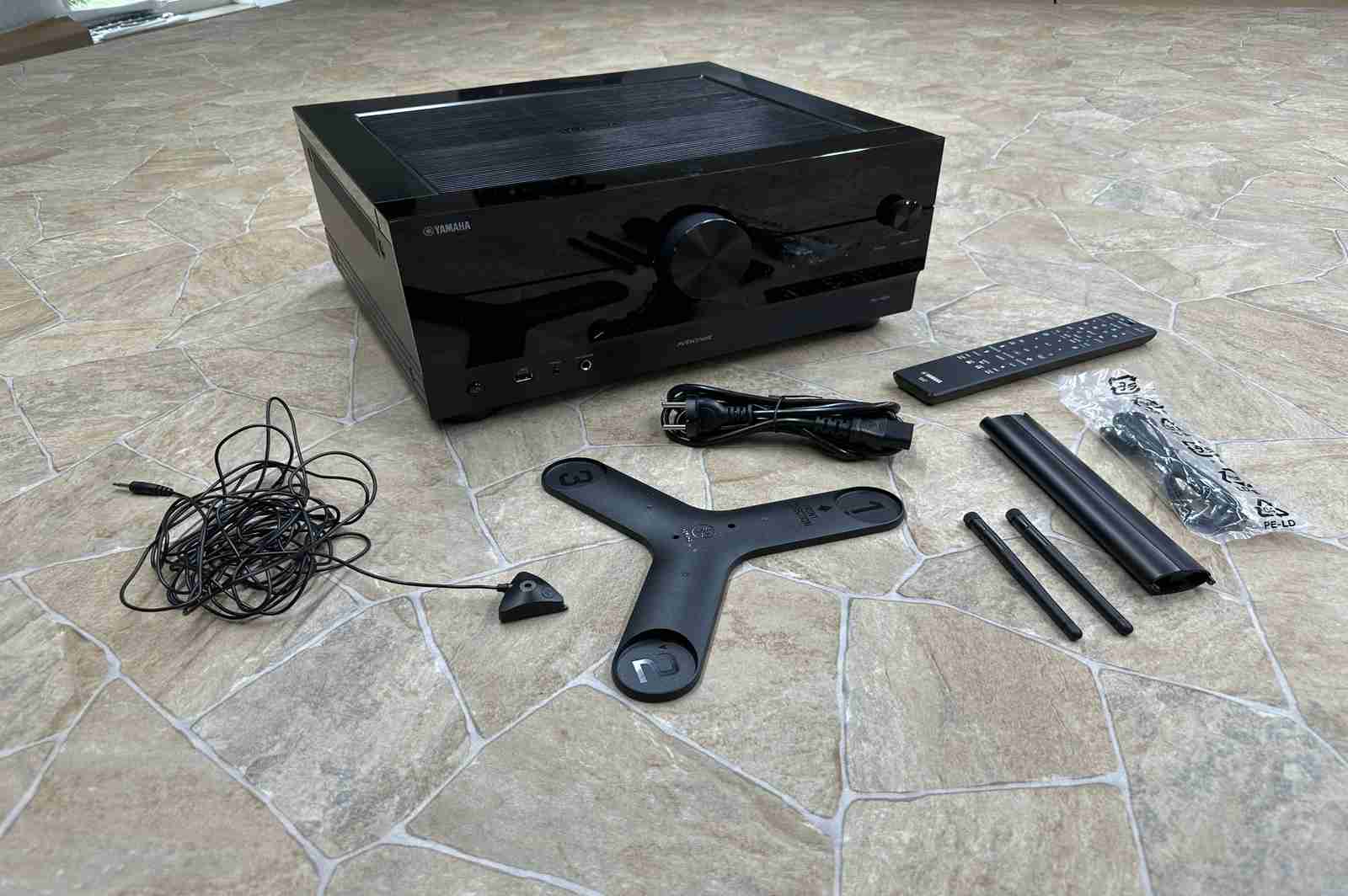 Yamaha RX-A6A AV-Receiver