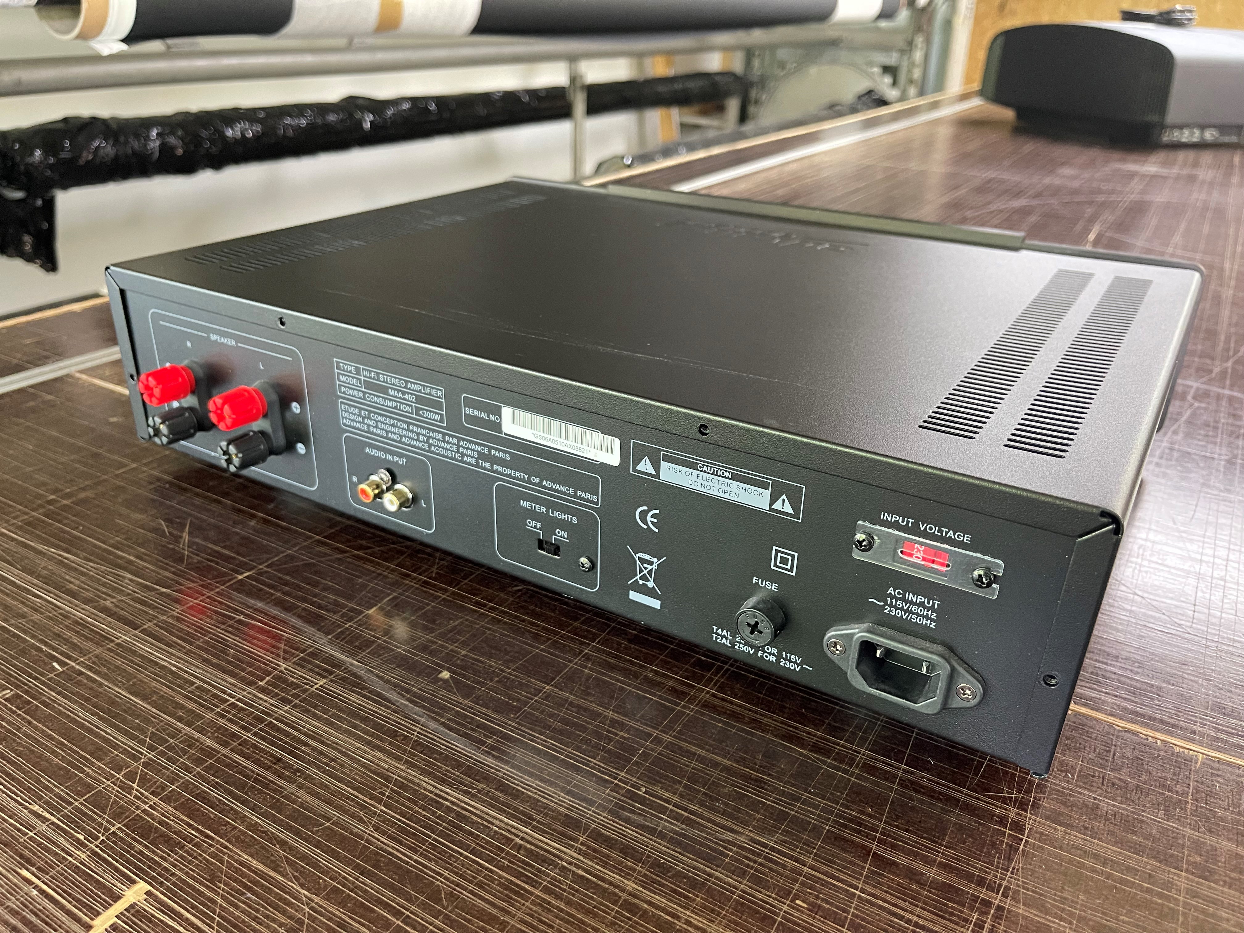 ADVANCE Acoustic MAA 402 Stereo Endstufe