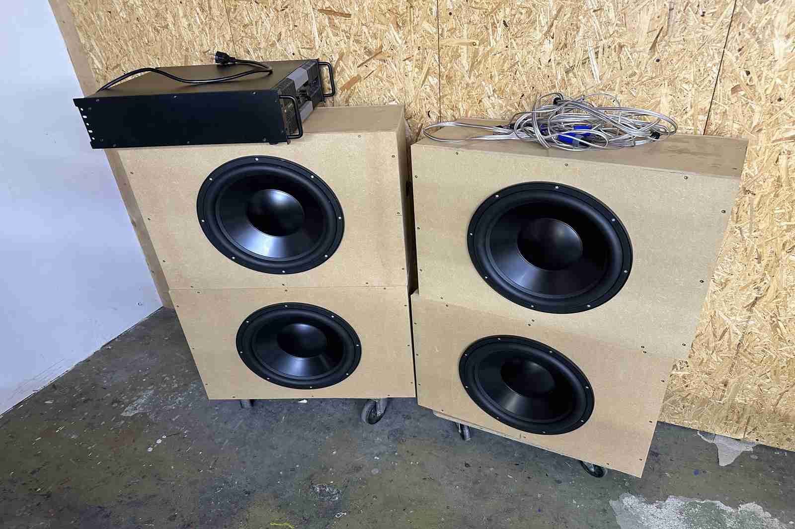 4x Custom Subwoofer mit Proline TTamp 3000 PA Endstufe