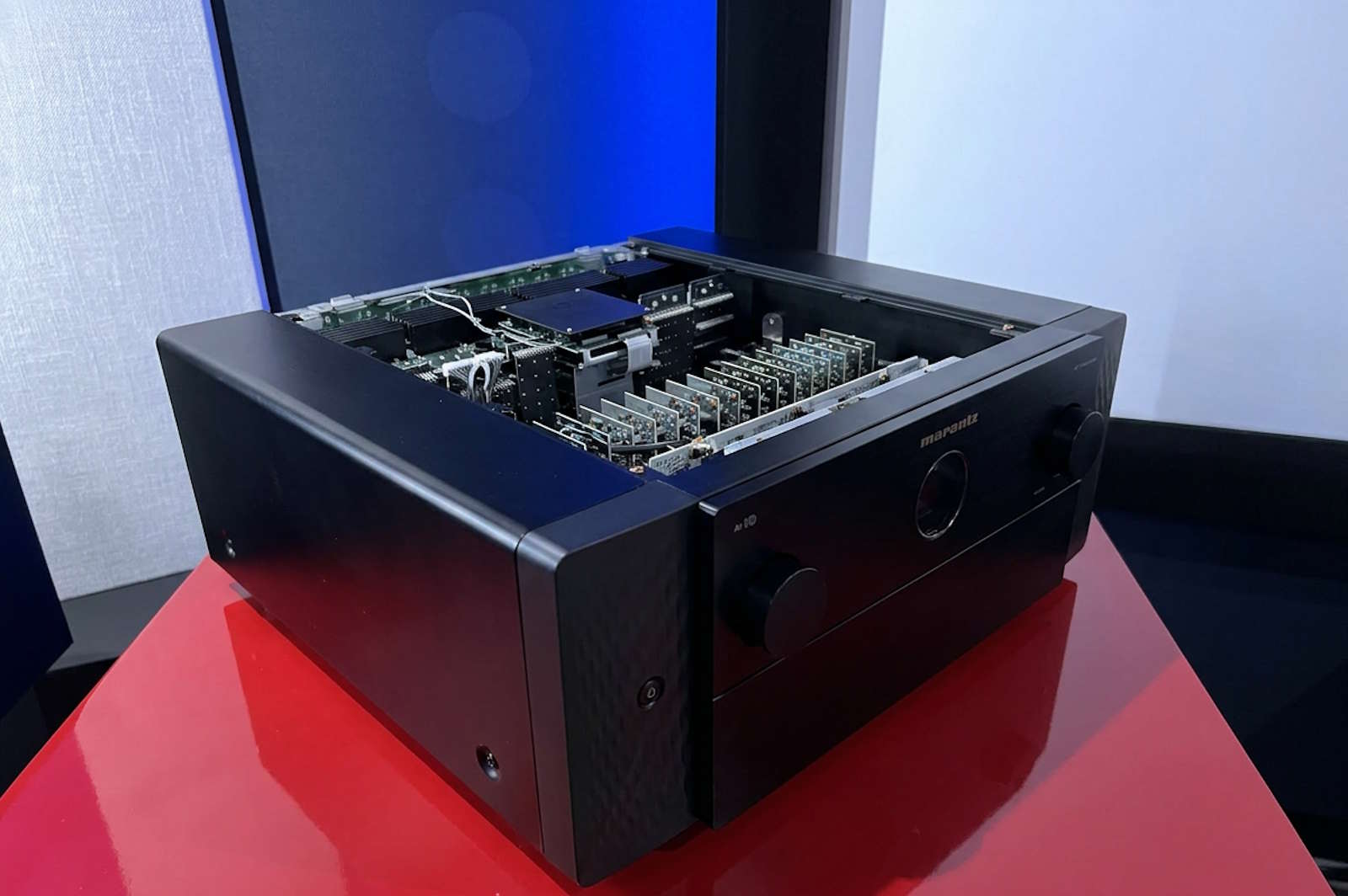 Marantz AV10 Vorstufe