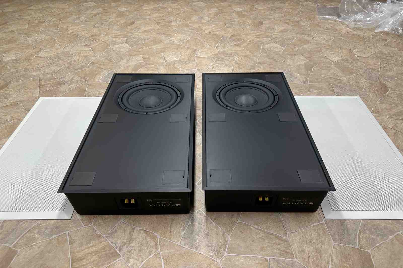 Speakercraft Tantra TS10 Inwall Subwoofer Paar