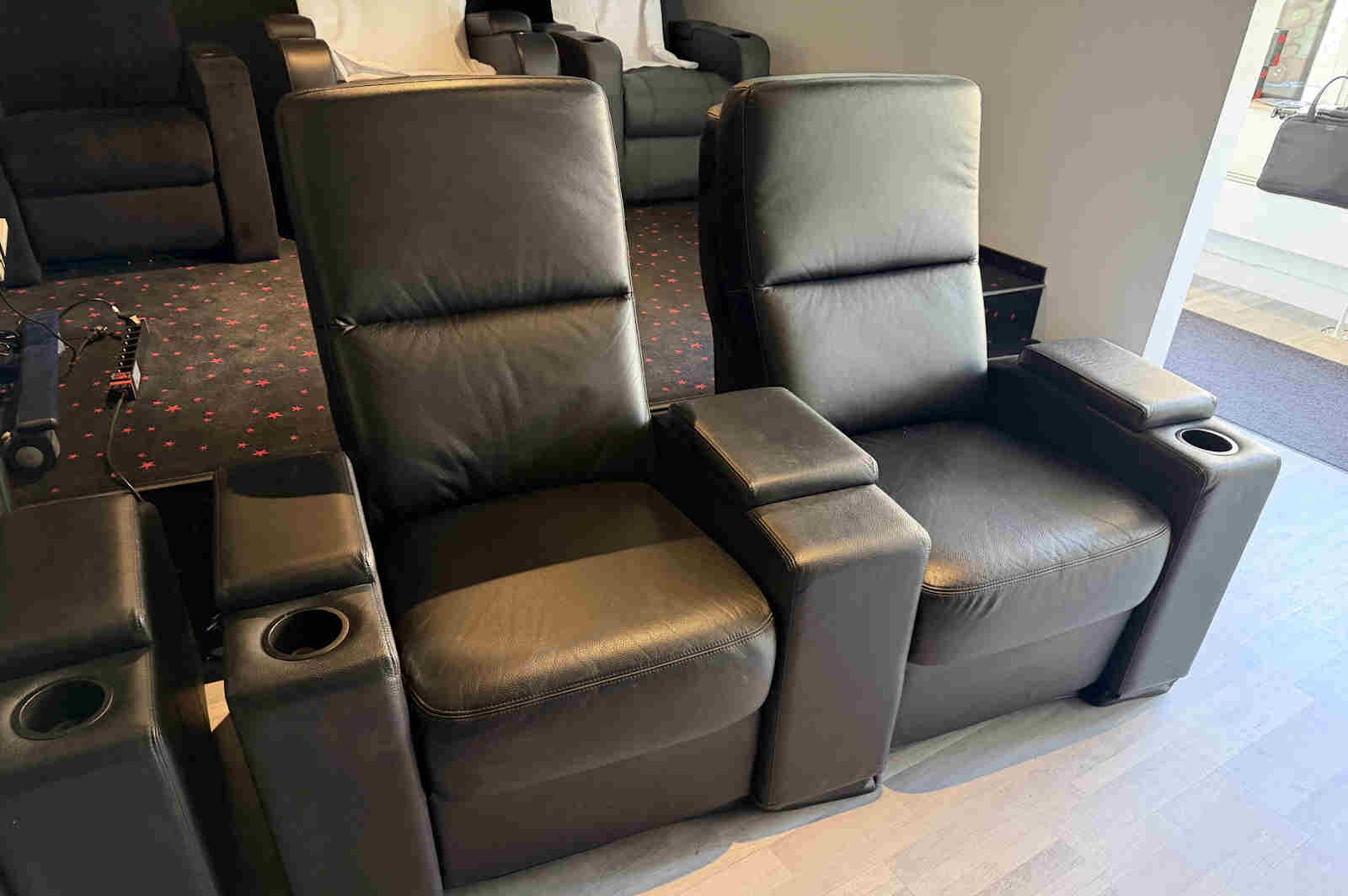 Moovia Kino Sitz 2+1 D-Box ready