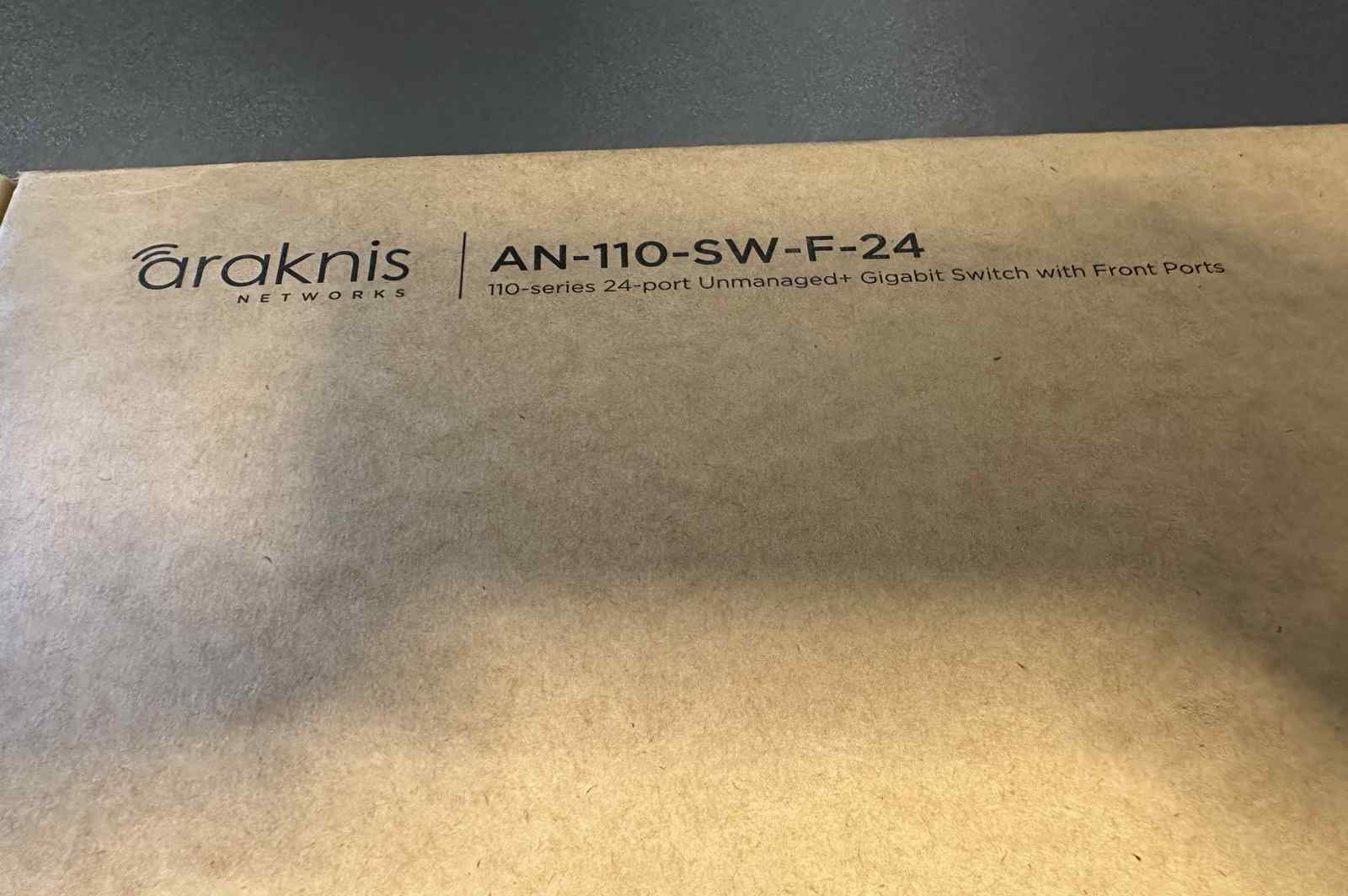 Araknis AN-110-SW-F-24 Gigabit Switch