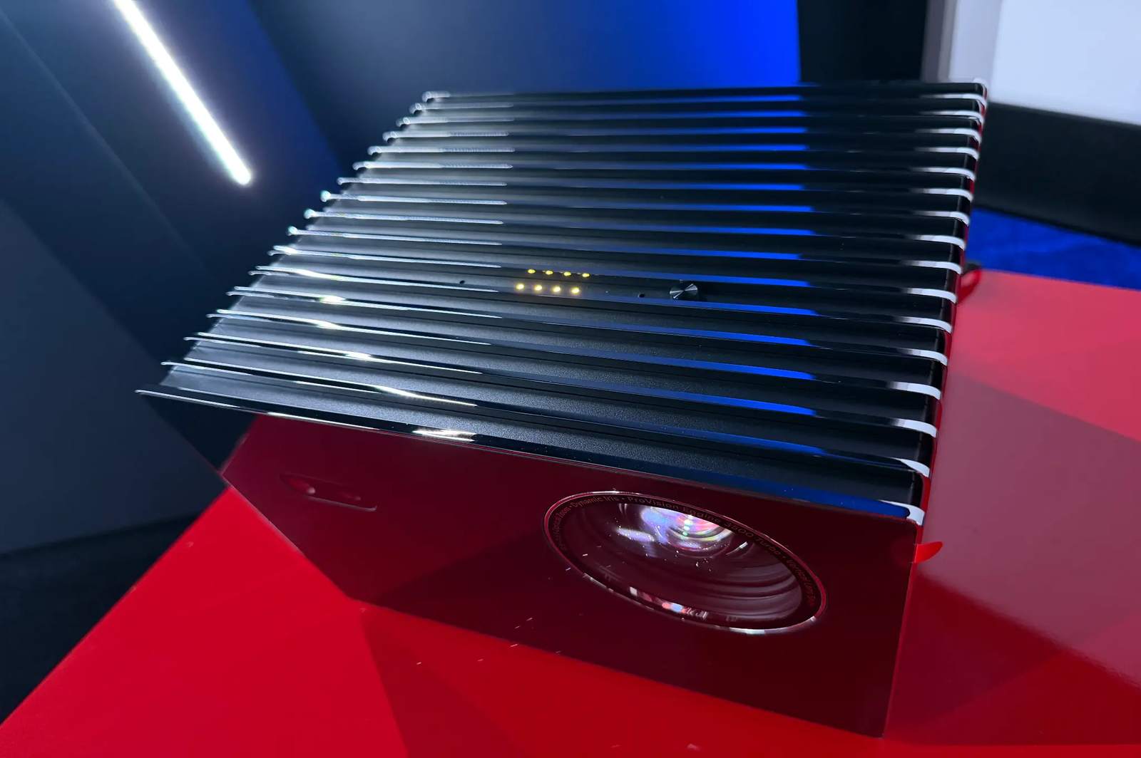 Valerion VisionMaster Max Heimkino Projektor