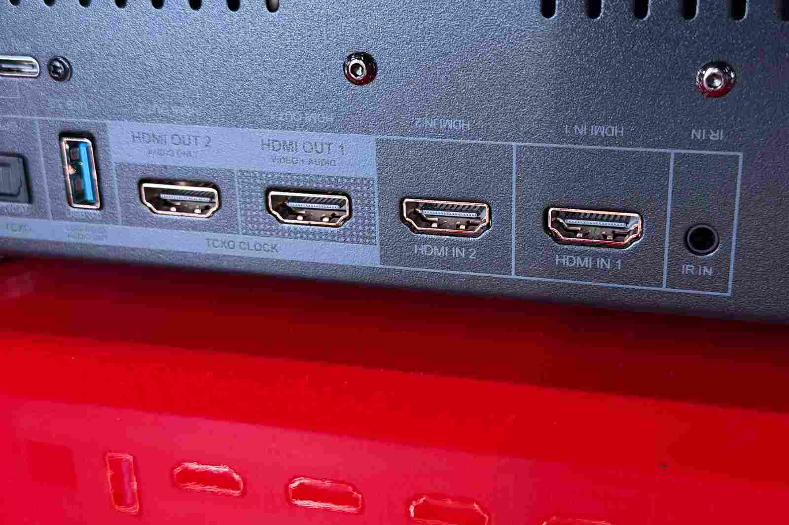 R_volution Player Pro 8K TV