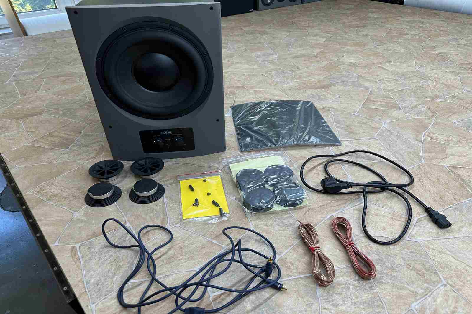 Nubert nuWave AW-7 Subwoofer