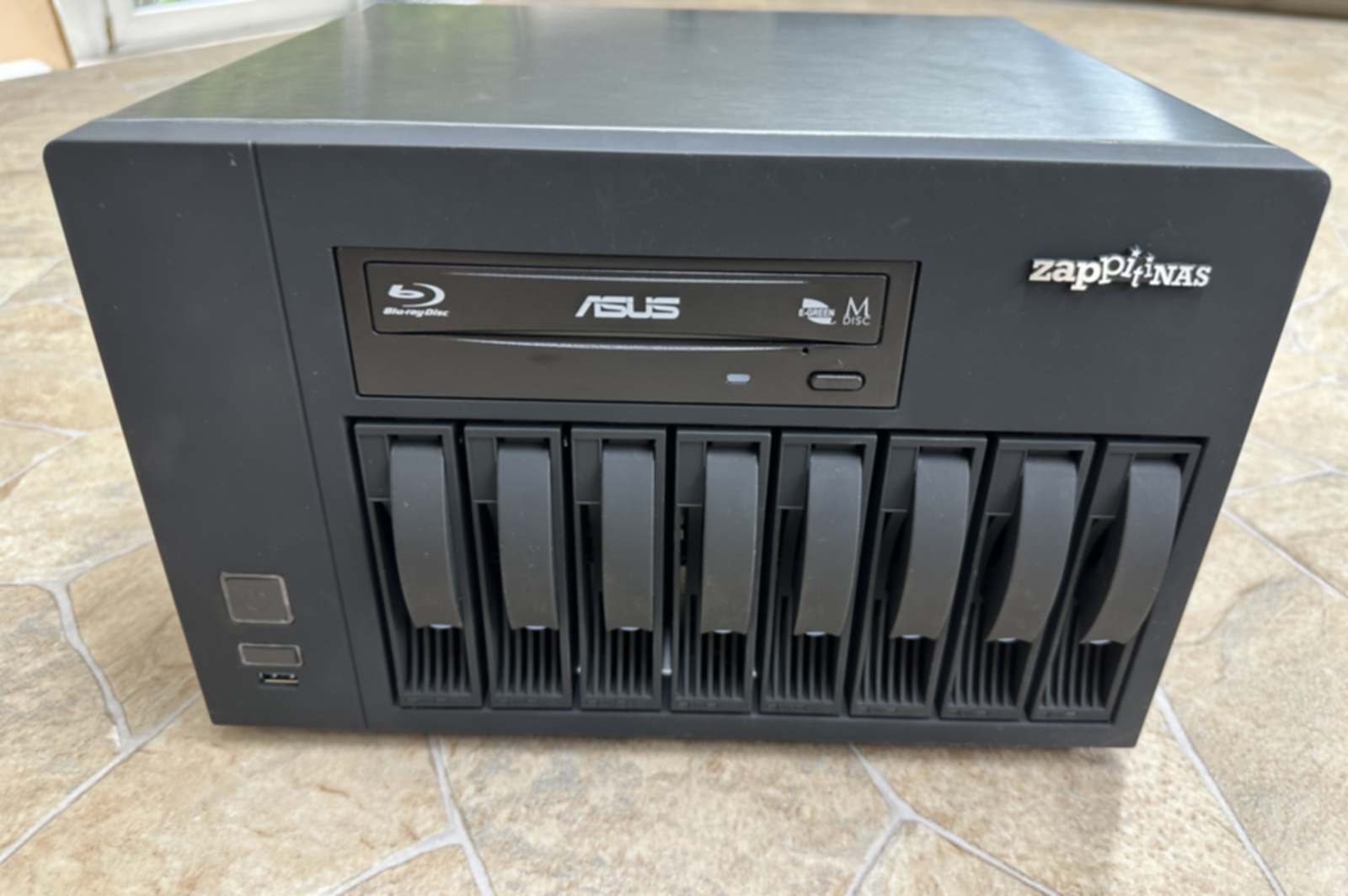 Zappiti NAS Server 32TB + Zappiti Player Pro 4K 
