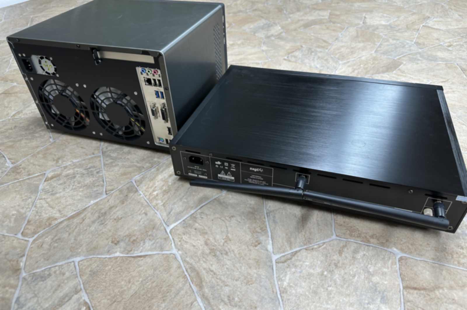 Zappiti NAS Server 64TB + Zappiti ONE SE 4K Player 